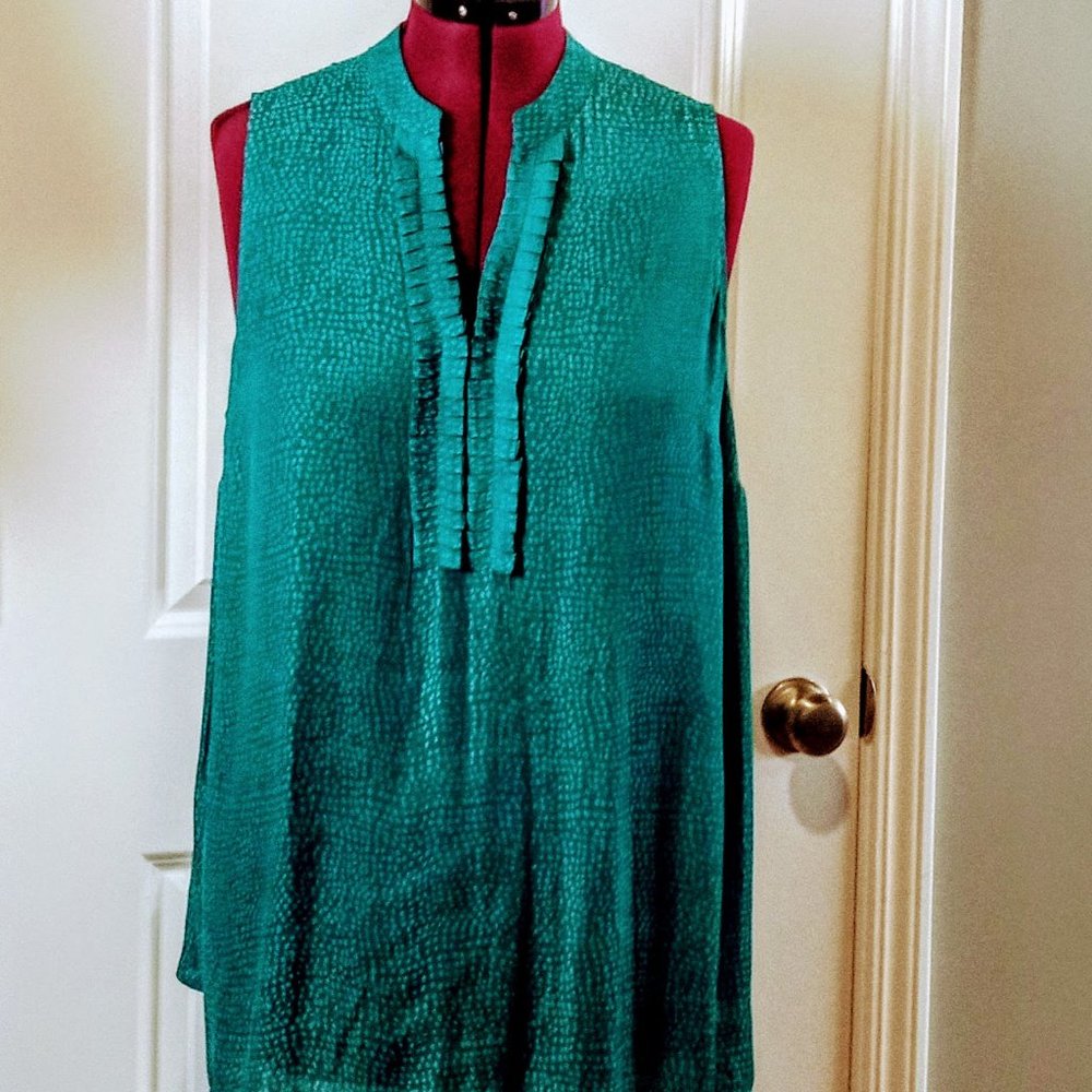 41 Hawthorn Pleat Ruffle Front Long Sleeveless Top